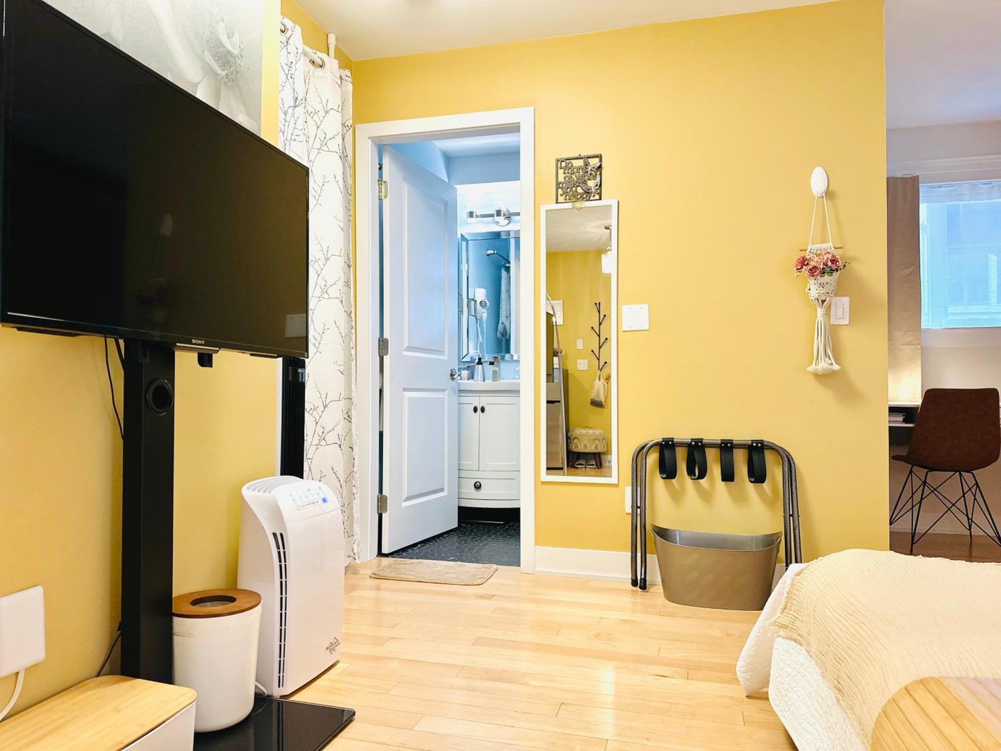 Private Guest Suite 10Mins To Downtown - King Bed - Bathtub - Free Parking Vancouver Exterior foto